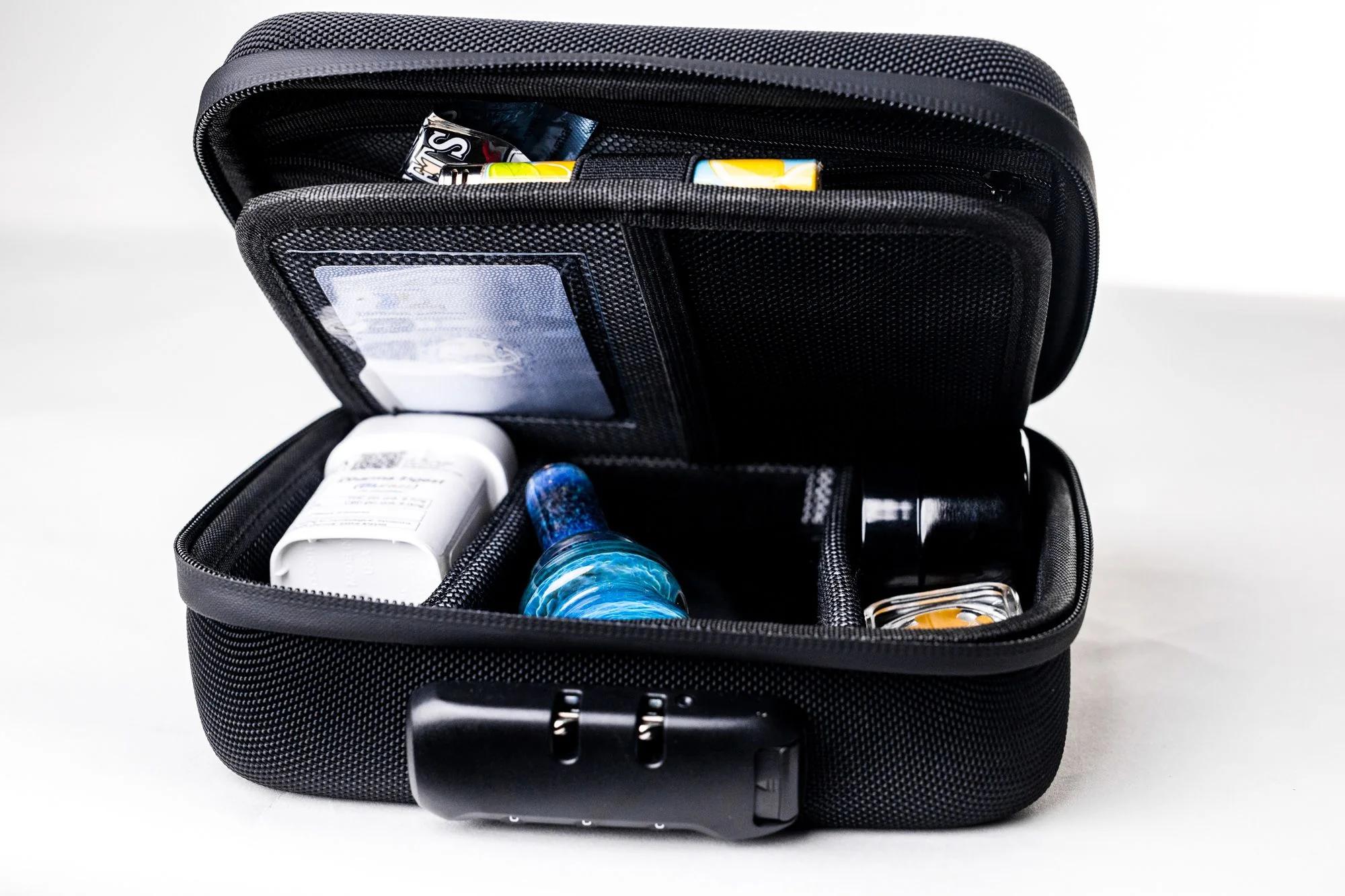 LockGreen Lockbox — carrying handle